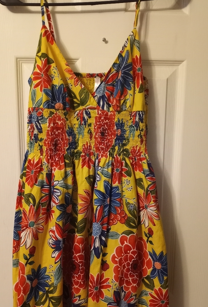 Yellow dress
